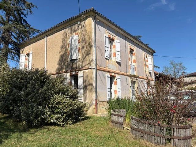 Property photo 3 of 19