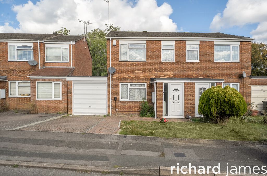 Property photo 1 of 12 3Eca78298cd2450A81Beccb101B5c0Bd
