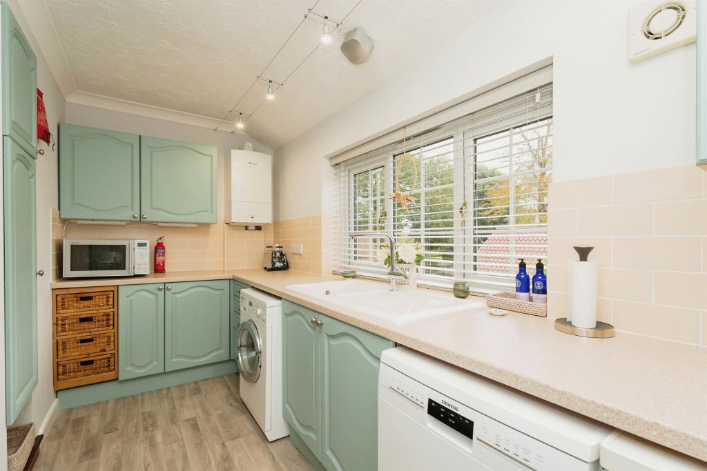 Property photo 3 of 26