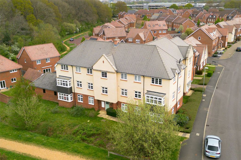 Property photo 1 of 9 Picture No. 05