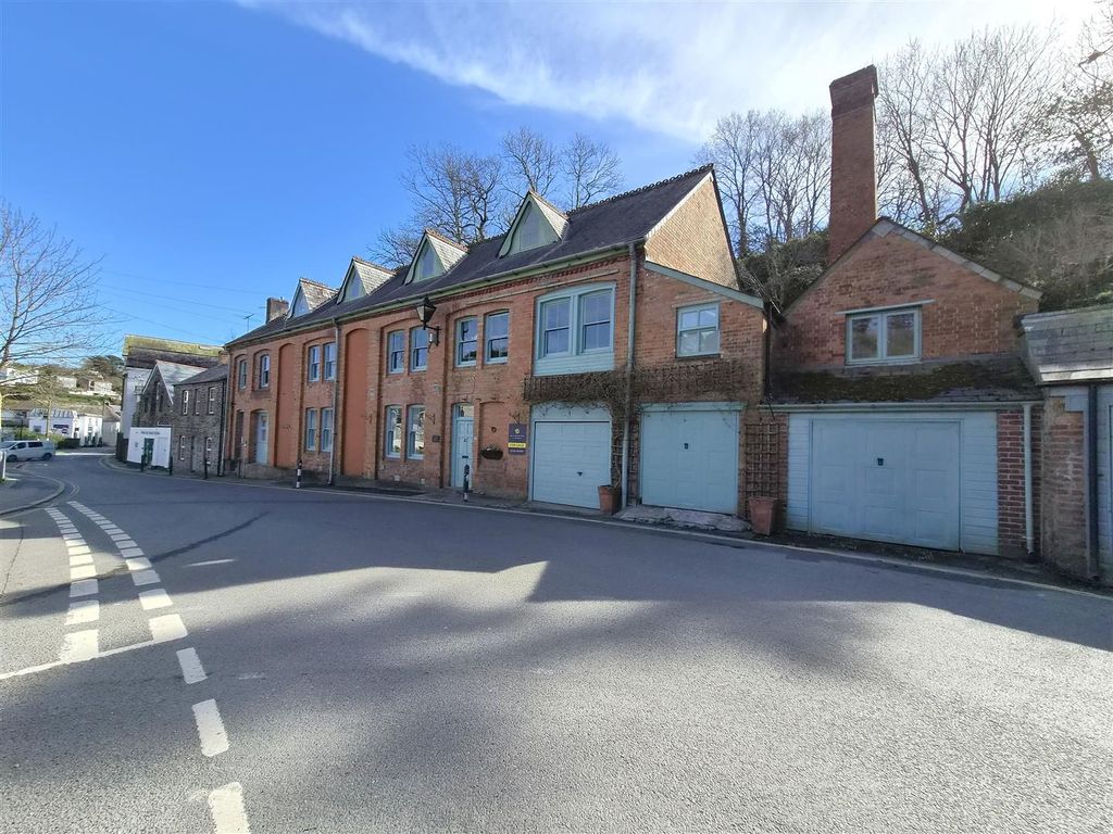 Property photo 1 of 21 Property