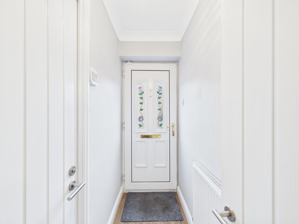 Property photo 3 of 39 Cam02023G0-Pr0197-Still003