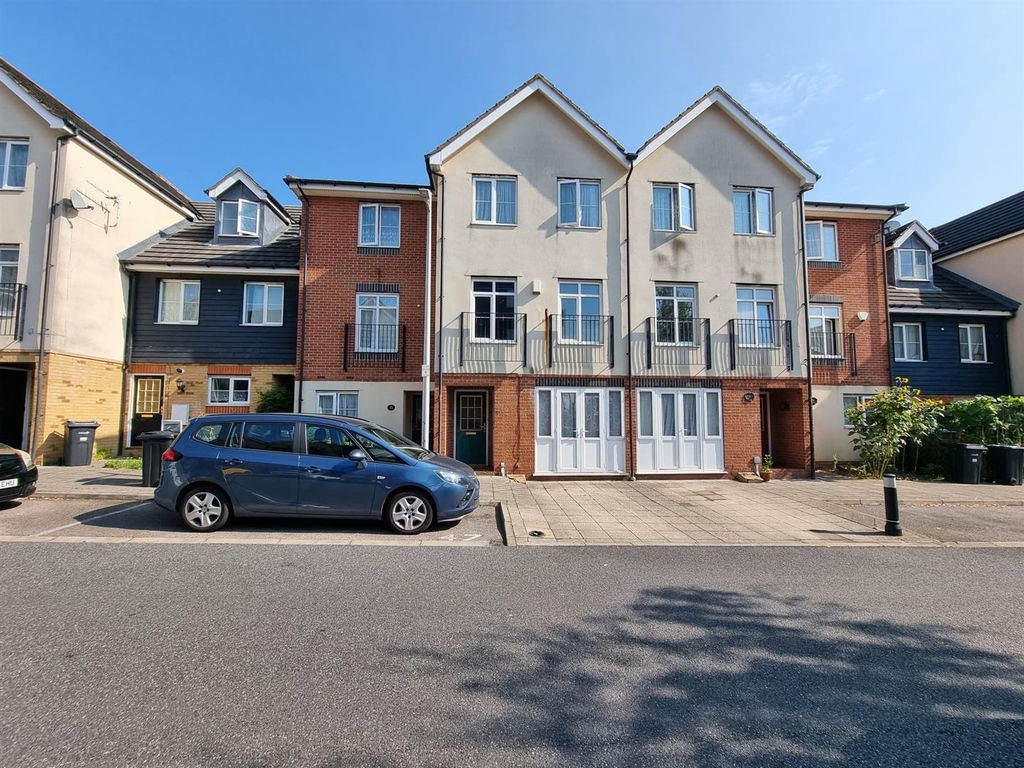 Property photo 1 of 23