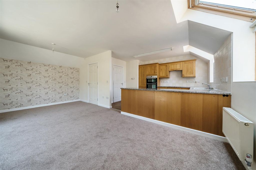 Property photo 3 of 10 Open Plan Area.Jpg