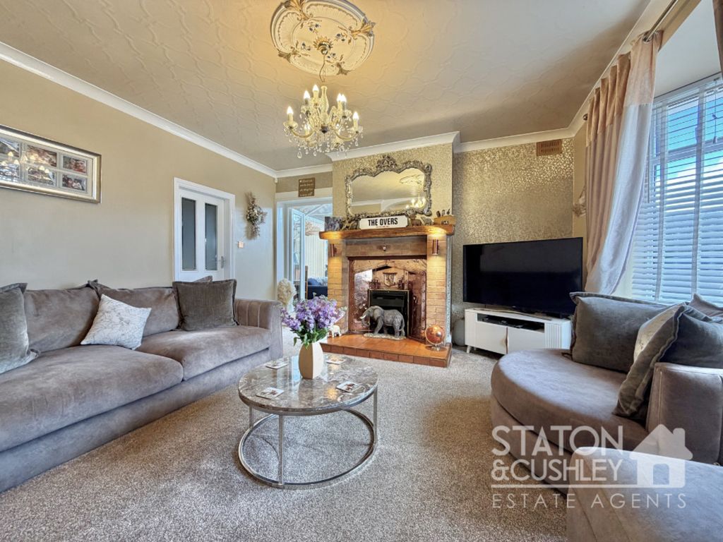 Property photo 2 of 34
