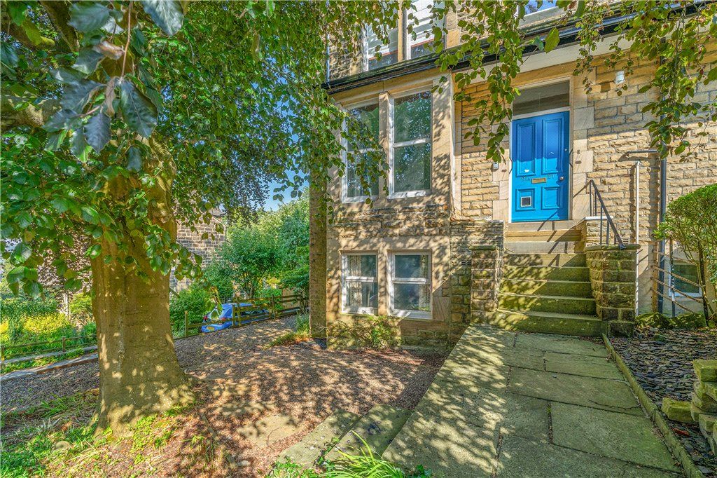Property photo 1 of 12 21A Eaton Rd, Ilkley