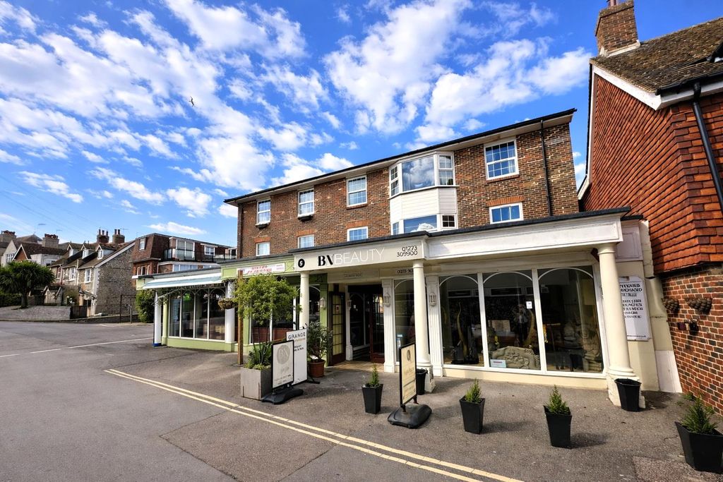 Property photo 1 of 14 Front.Png