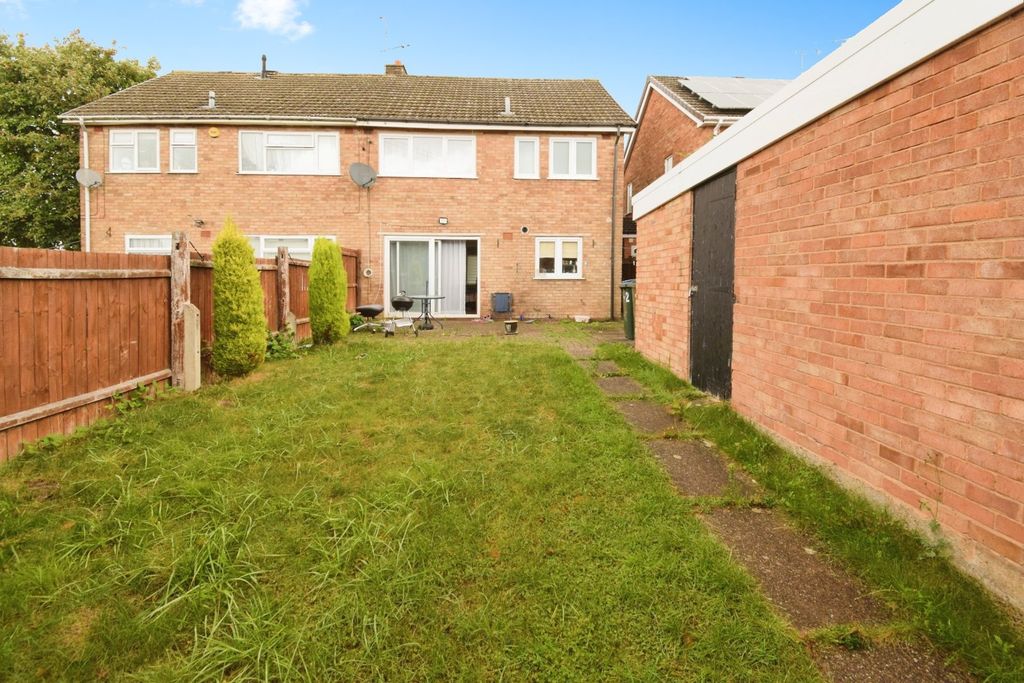 Property photo 3 of 14 Rear Garden