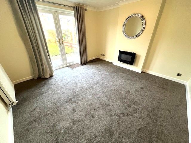 Property photo 2 of 7 4