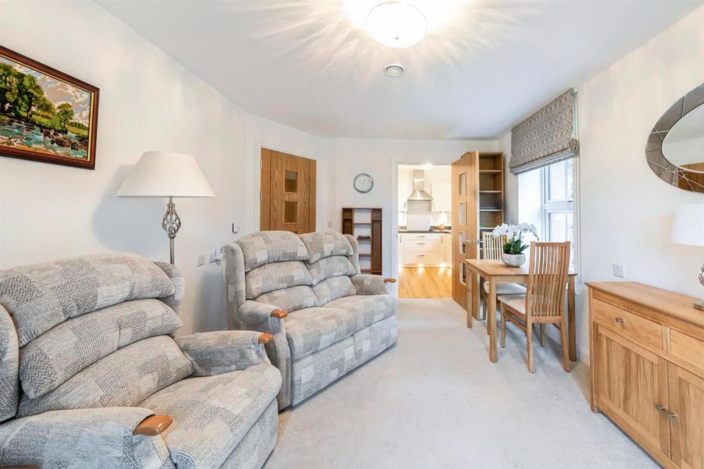 Property photo 3 of 23 263Fd730-50Ef-45d8-A086-2Da242Cce453.Jpg