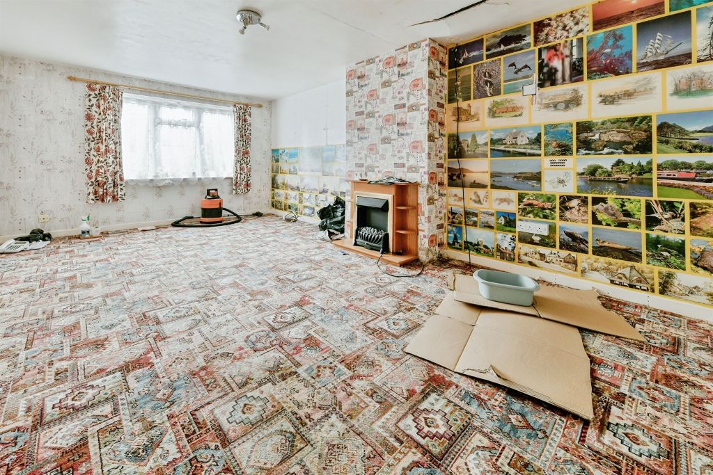 Property photo 3 of 19