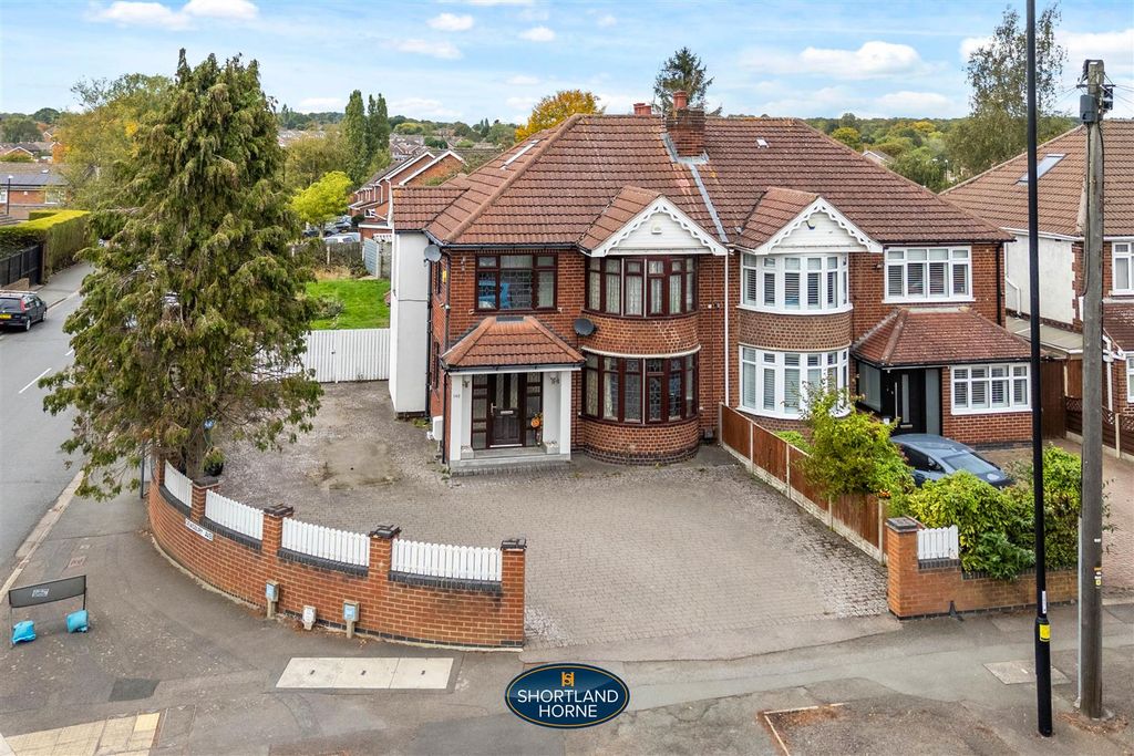 Property photo 1 of 42 140 Leamington Road (49 Of 49).Jpg