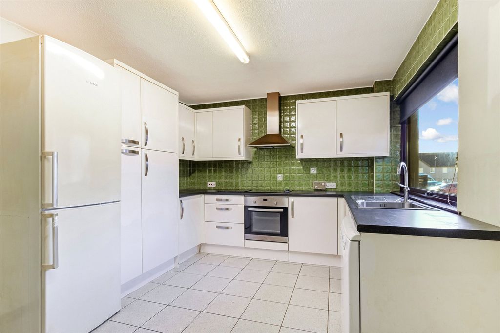 Property photo 3 of 21 Kitchen/Diner