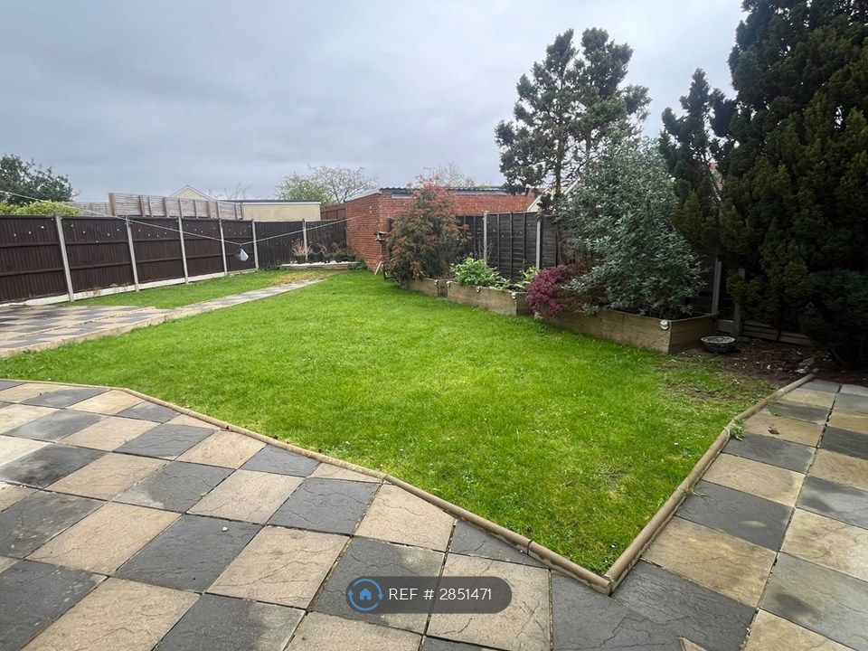 Property photo 3 of 9