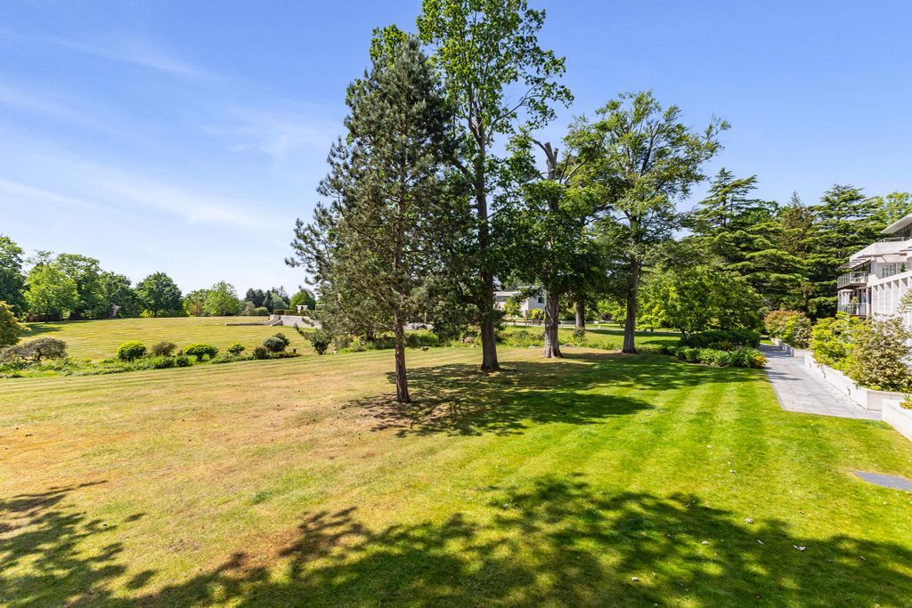 Additional image 28 of 2 bed flat for saleCharters Road, Sunningdale, Berkshire SL5
