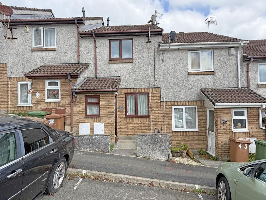 Property photo 1 of 15 Coombe Way 44 - Front.Jpg