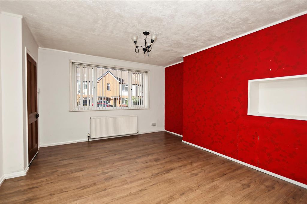 Property photo 2 of 12 Img_0336.Jpg