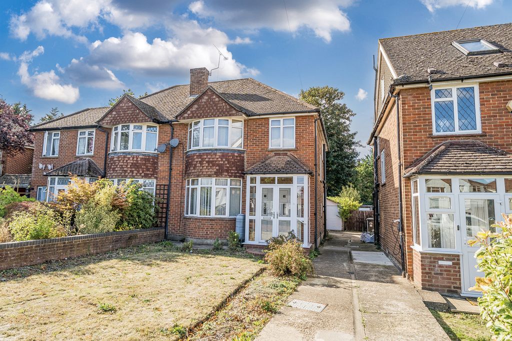 Property photo 1 of 9