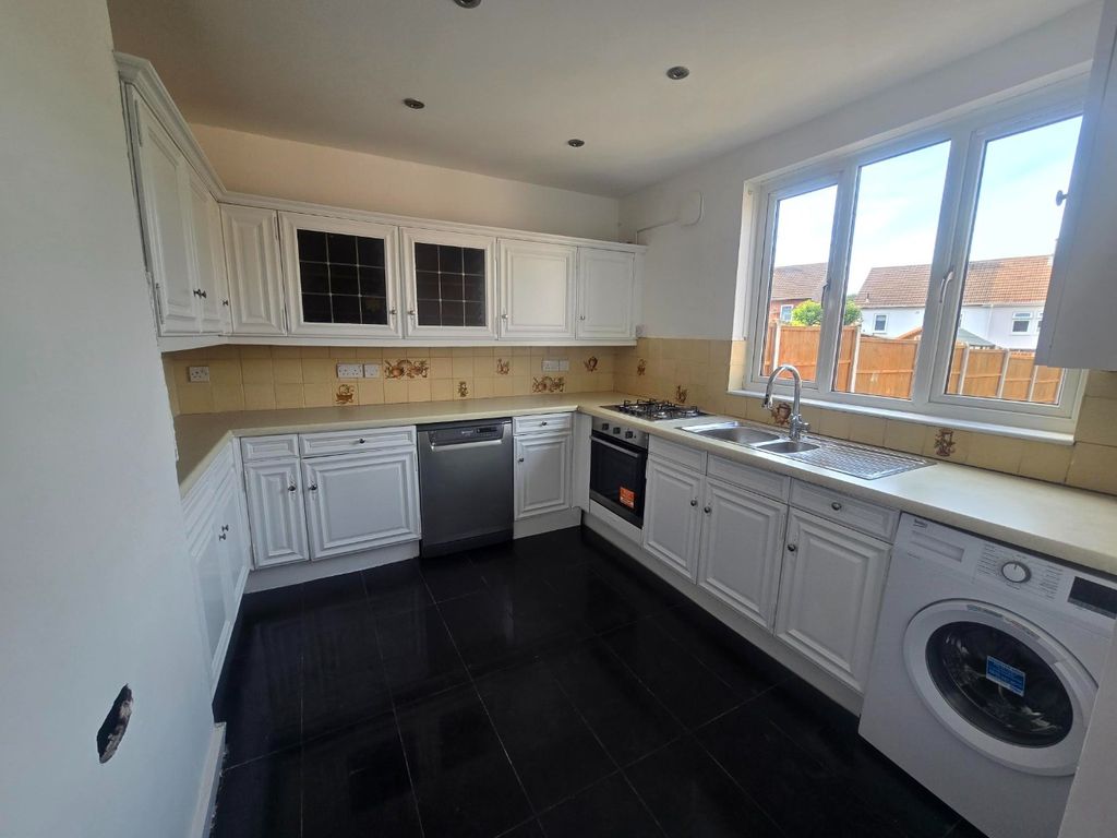 Property photo 1 of 14 4342340