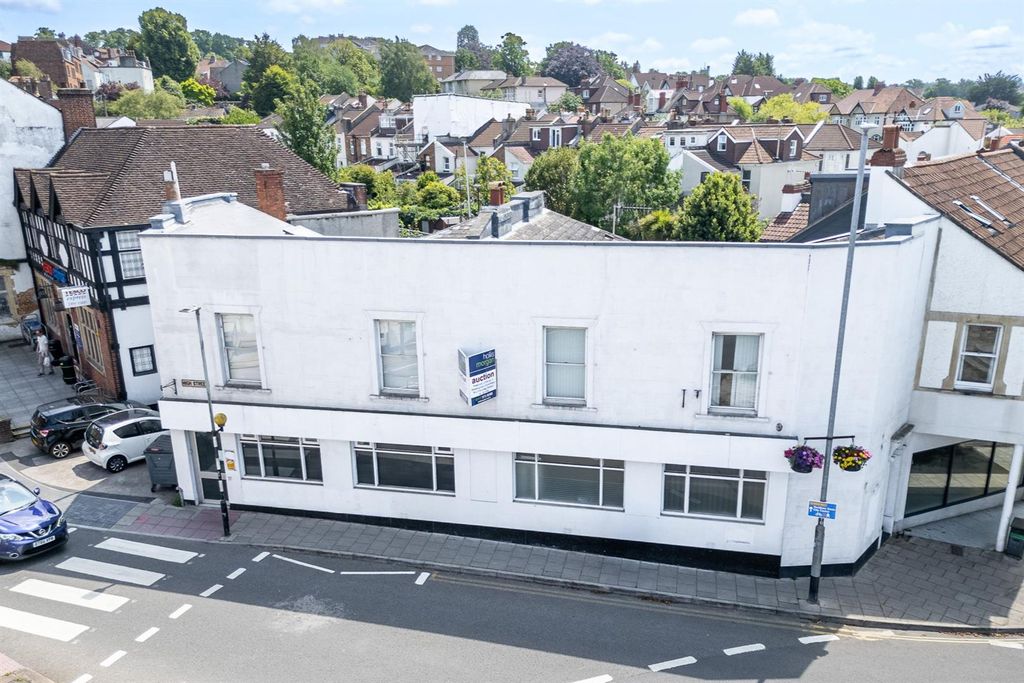 Property photo 1 of 42 Former Barclays Bank, 1 - 3, High Street Westbury