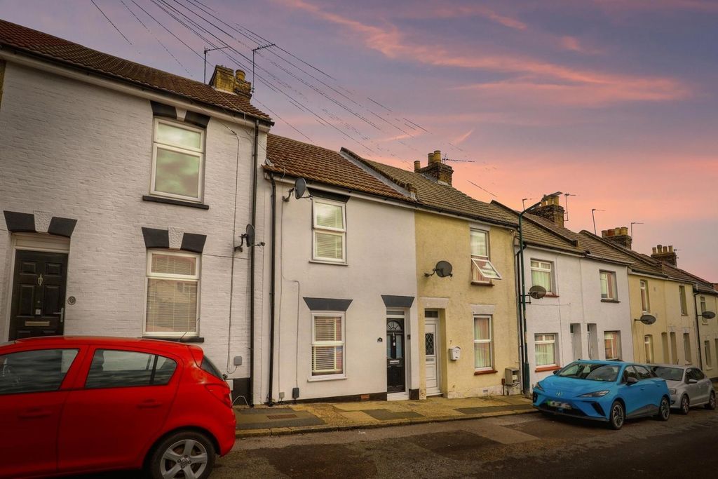 Property photo 1 of 16 Pbox-Img.Jpg