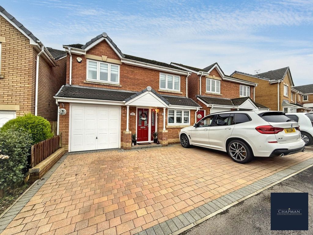 Property photo 1 of 27