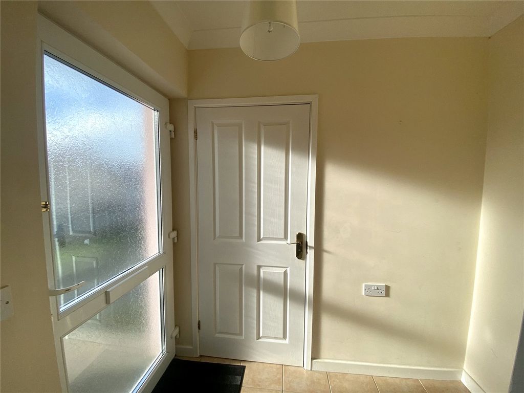 Property photo 2 of 15 Picture No. 13