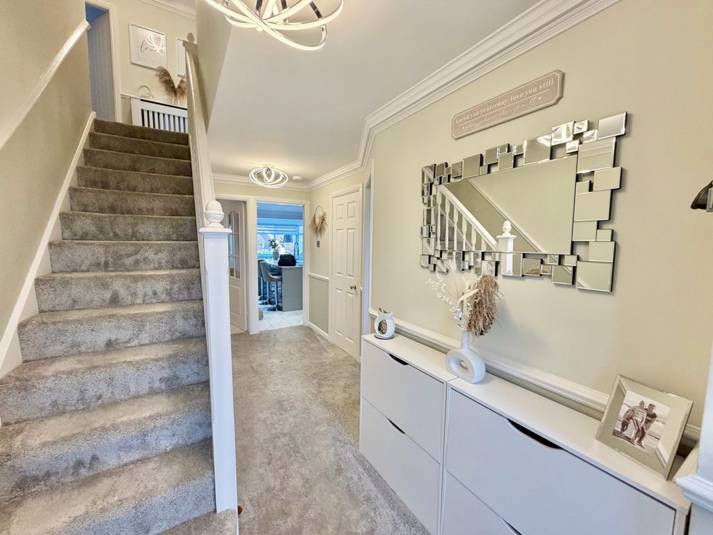 Property photo 3 of 41 2Ad0B6c12076d14Cfe8000658005F7Ad4d6262F5.Jpeg