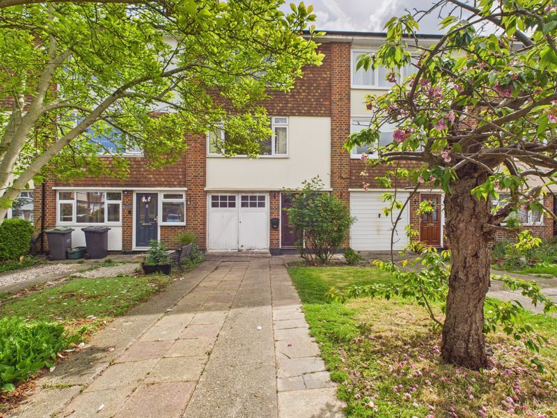 Property photo 2 of 11 Front
