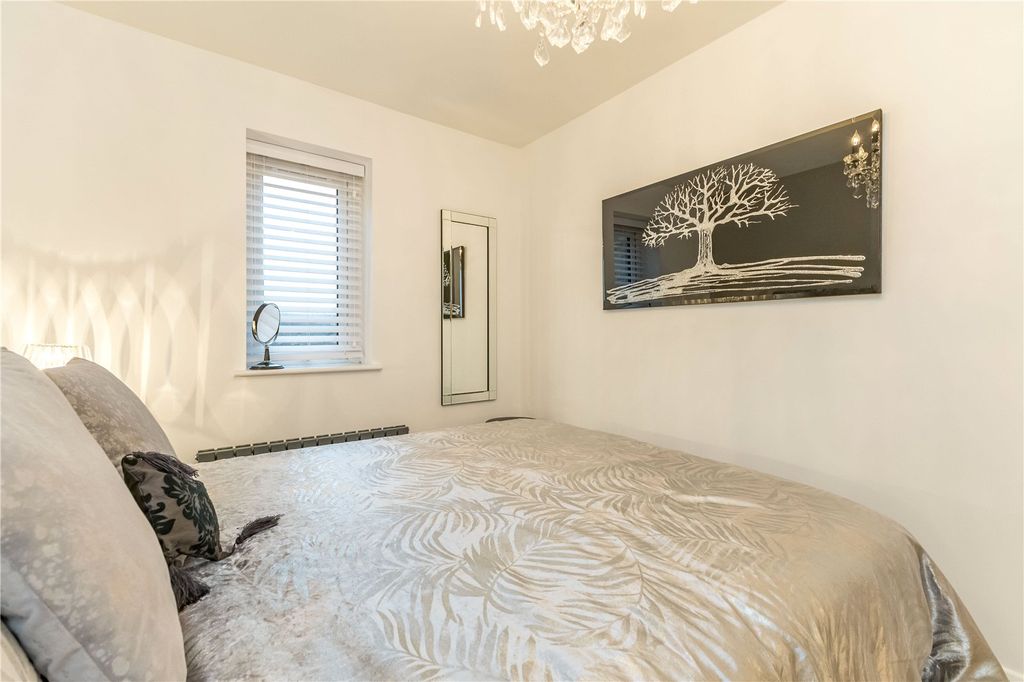 Additional image 18 of 5 bed detached house for saleBallroyd Lane, Longwood, Huddersfield HD3
