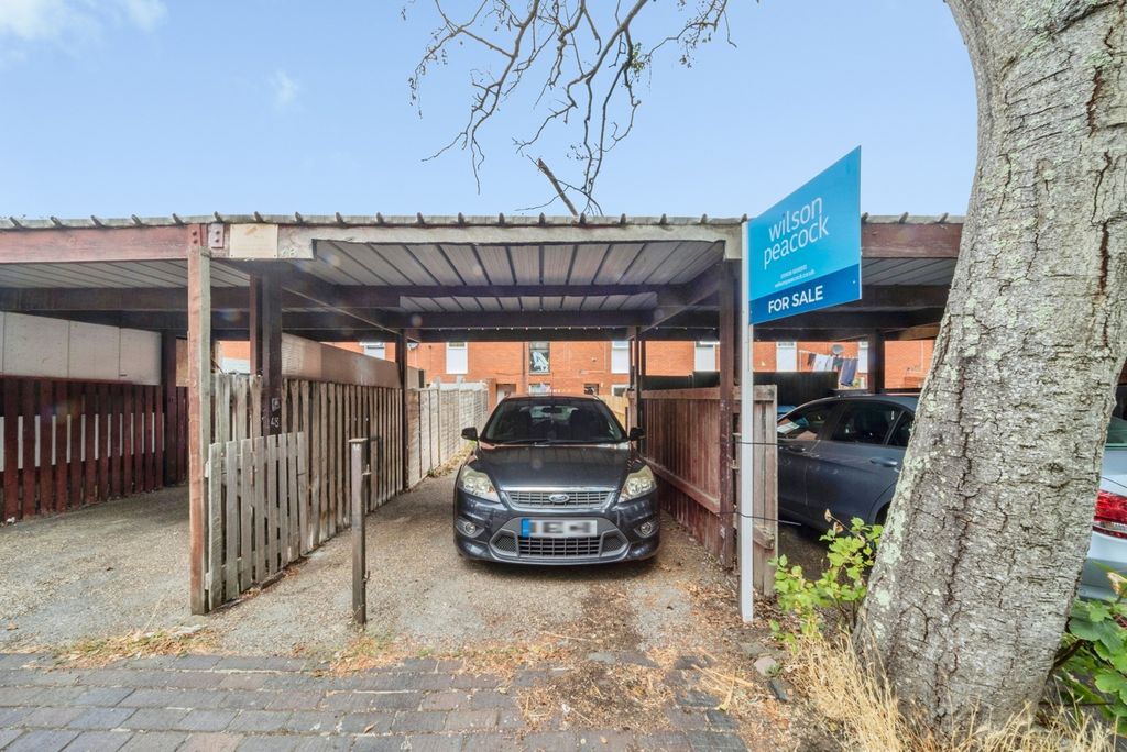 Property photo 2 of 31 Pbox-Img.Jpg