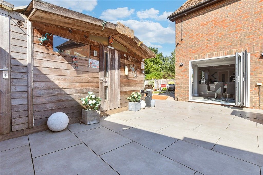 Property photo 3 of 12 External Lifestyle Photograph