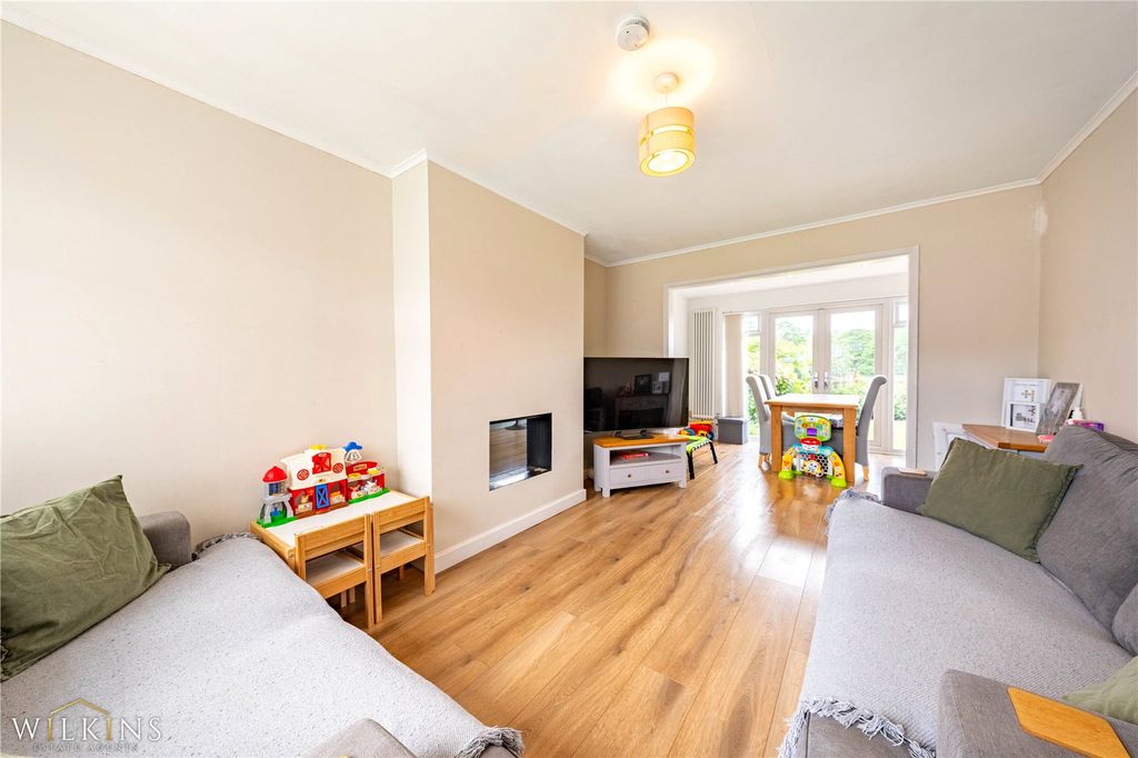 Property photo 3 of 21 Picture No. 13