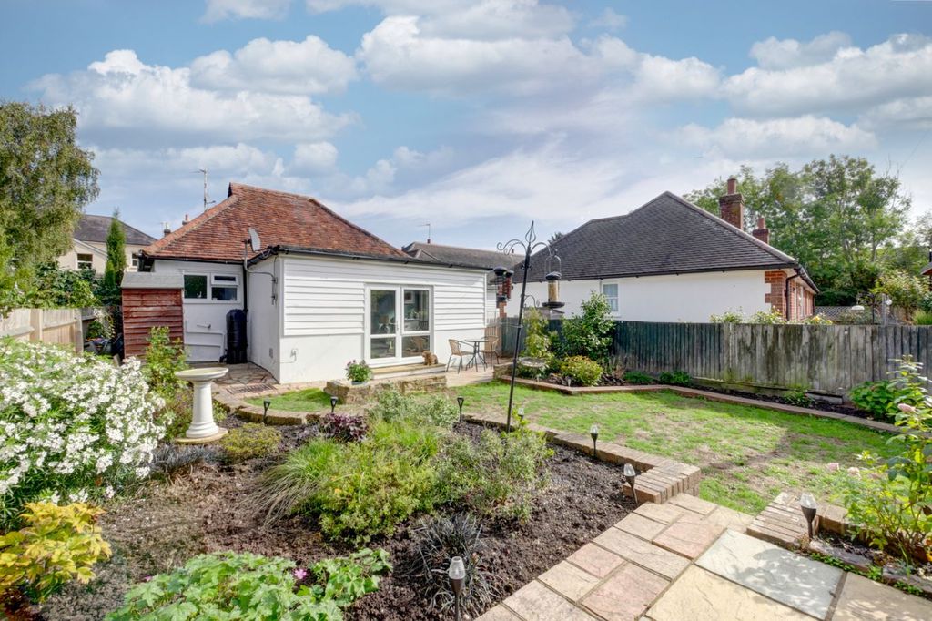 Property photo 1 of 18