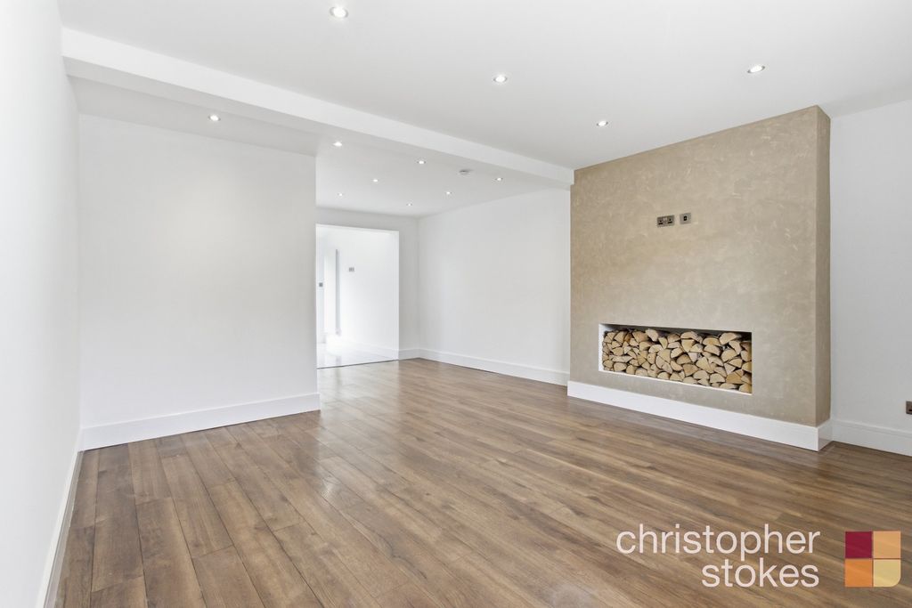 Property photo 2 of 22 195934
