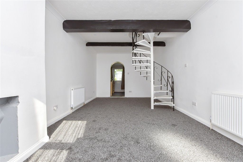 Property photo 2 of 9 Lounge/Diner