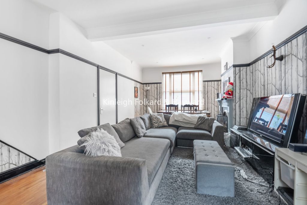 Property photo 1 of 7 1181Bcd5-c7E6-4Bf0-8