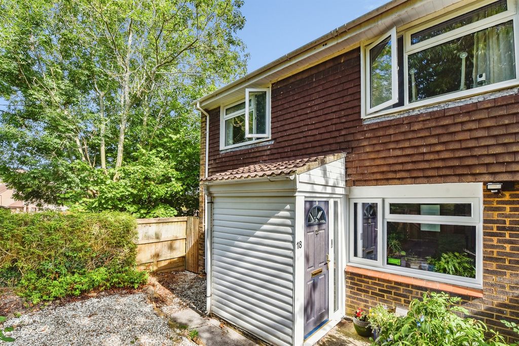 Property photo 1 of 12
