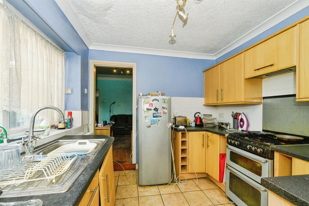 Property photo 3 of 13