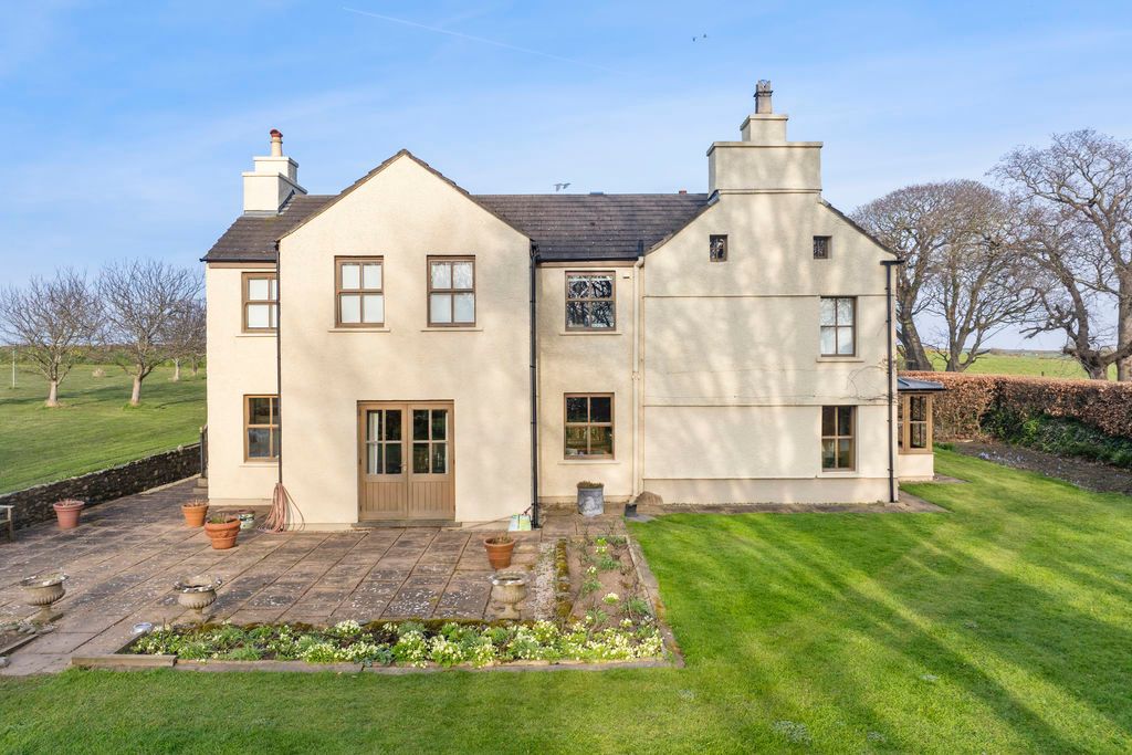 Property photo 2 of 67 Ballachrink Farm