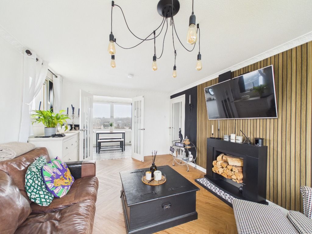 Property photo 3 of 21