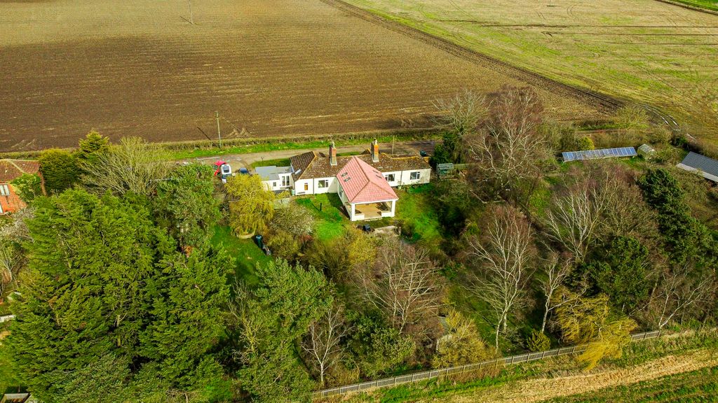 Property photo 2 of 22