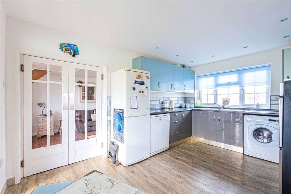 Property photo 2 of 18 Picture No. 79