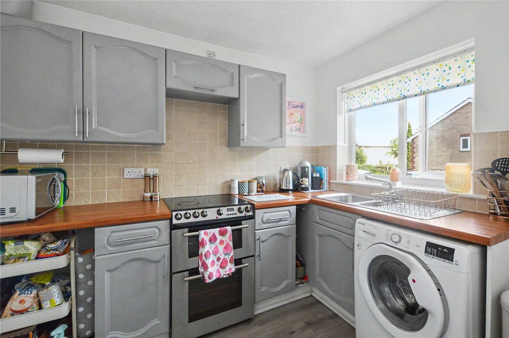 Property photo 3 of 14 Picture No. 06
