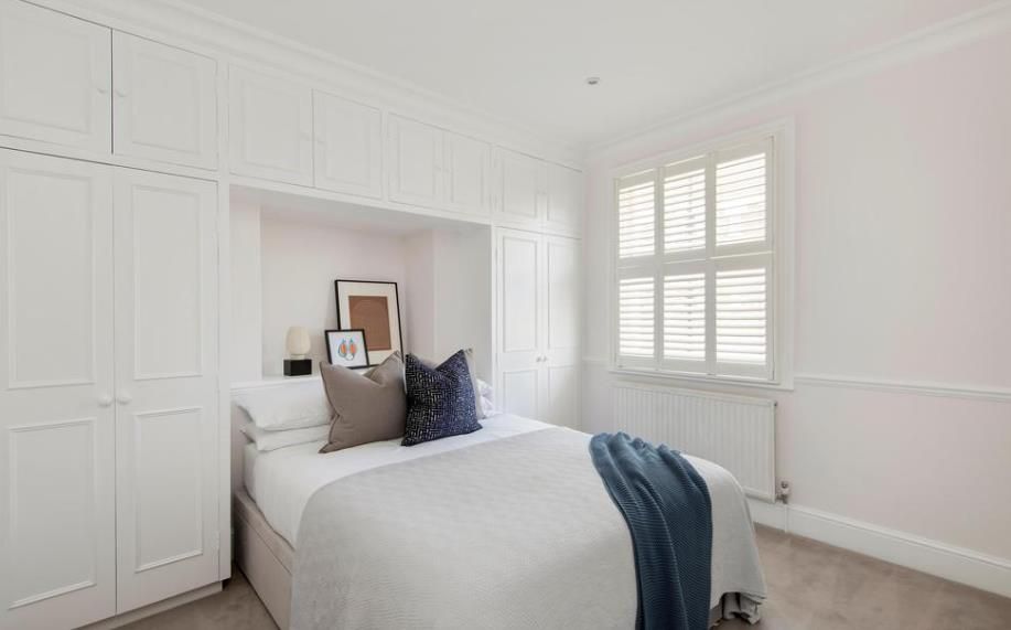 Property photo 3 of 6 96 Clifton Hill 3 12.11.Png