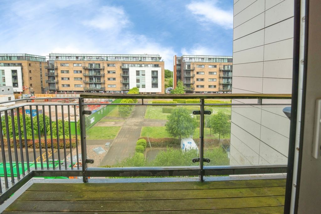 Property photo 2 of 16 Views