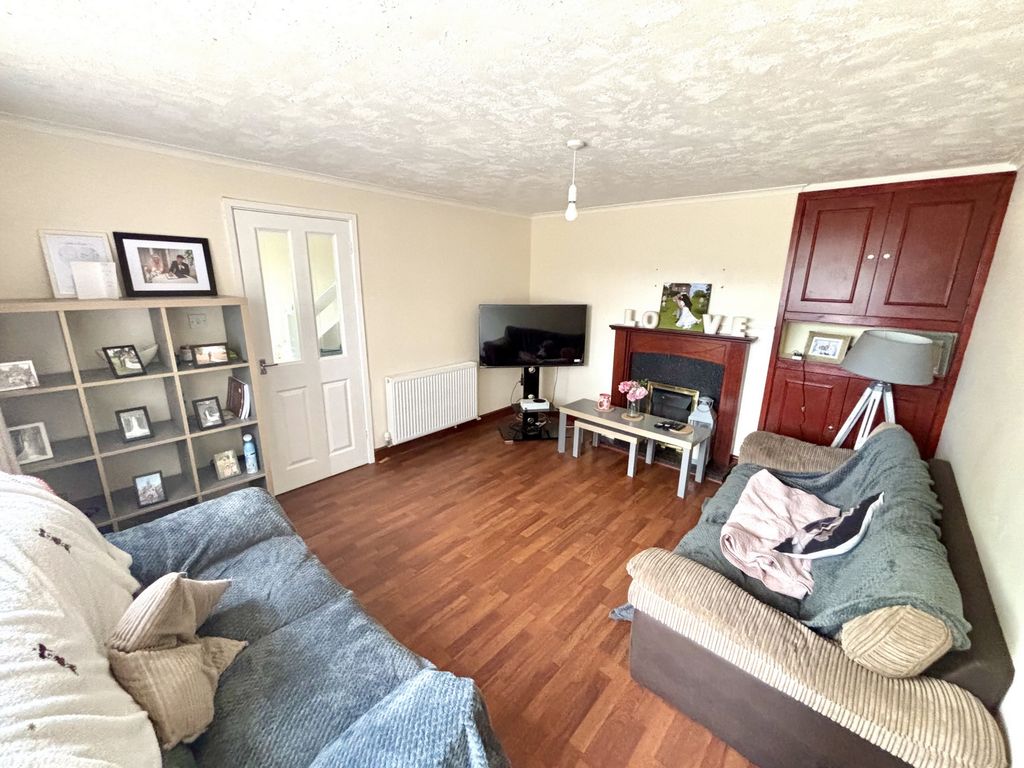 Property photo 2 of 15 Photo 2