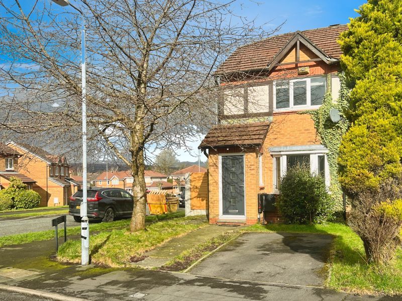 Property photo 1 of 11 External