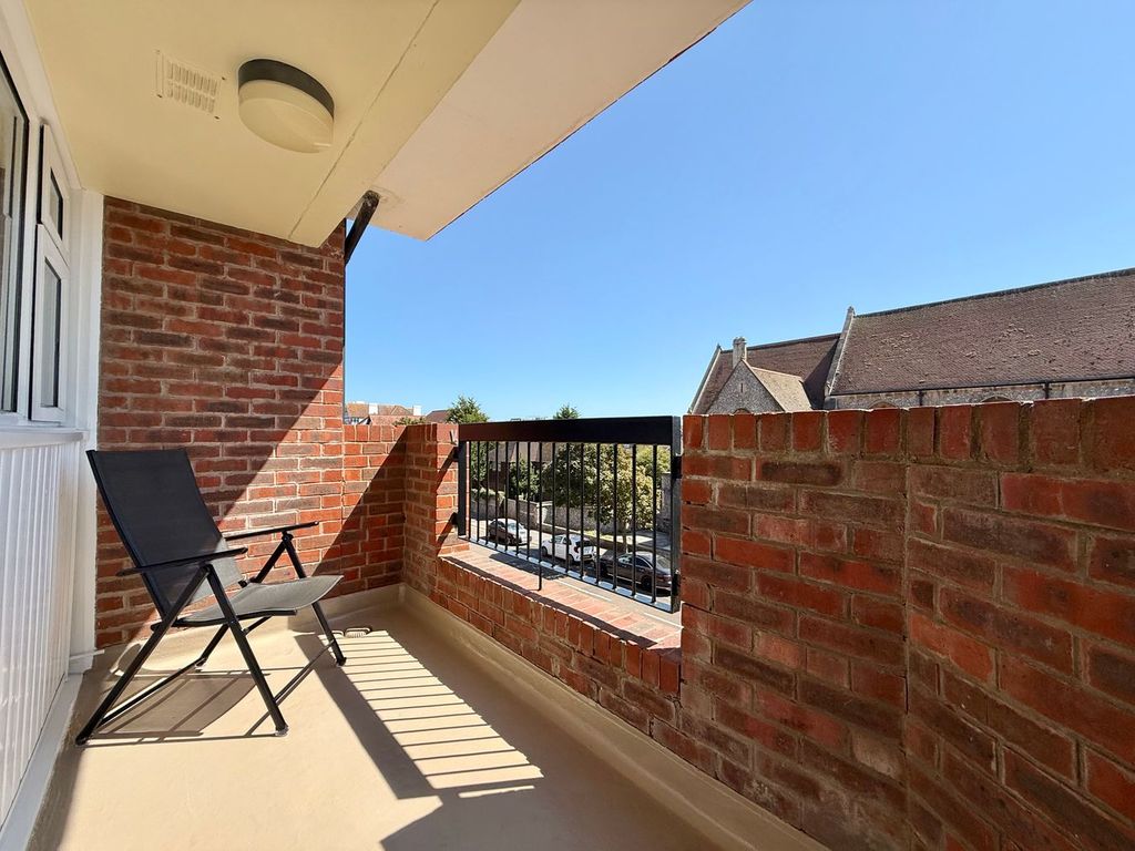 Property photo 3 of 15