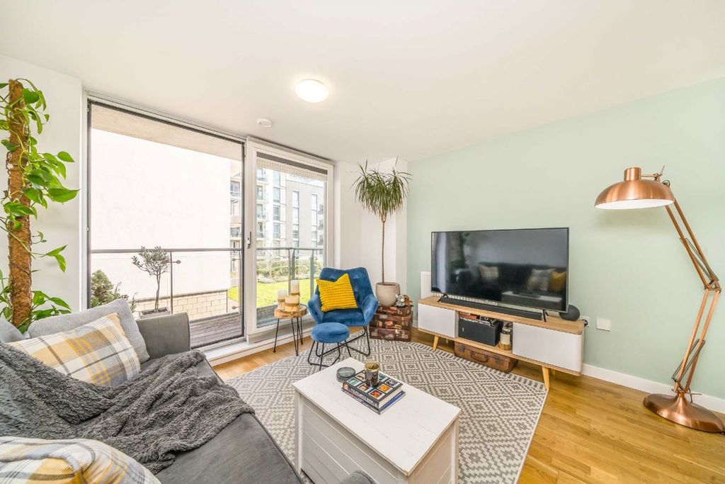 Property photo 2 of 9